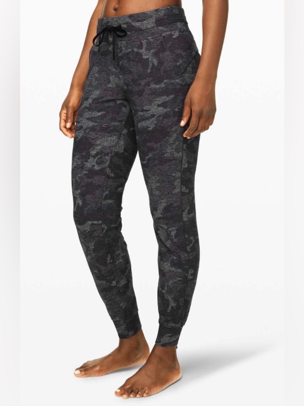 lululemon athletica Men's-Style Gray Camo Jogger Pants